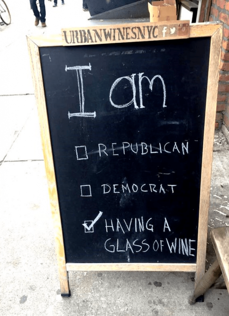 21 Clever Yet Funny Bar Signs That Will Entice You To Step In and Grab