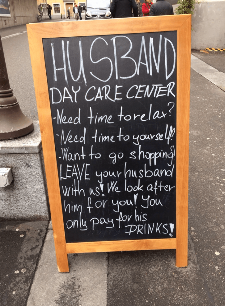 21 Clever Yet Funny Bar Signs That Will Entice You To Step In and Grab